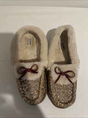 Old Navy Gold Glitter Kids Moccasin Slippers with Red Bow